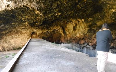 " Entre Pedras e Chamas: A História do Geomonumento do Rio Seco"
