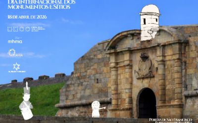 Na Fortaleza de Almeida, completa o teu postal!