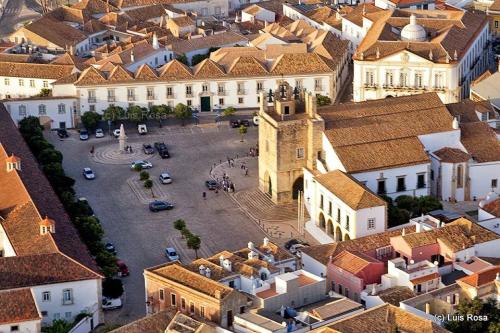 Tour Vila Adentro